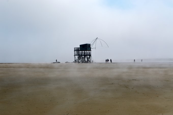 Heavy mist on the beach