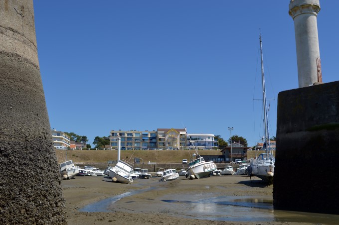 The harbour at low tide