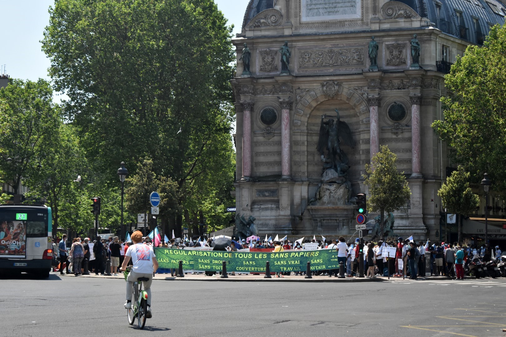 Quai des Grands Augustins, Paris