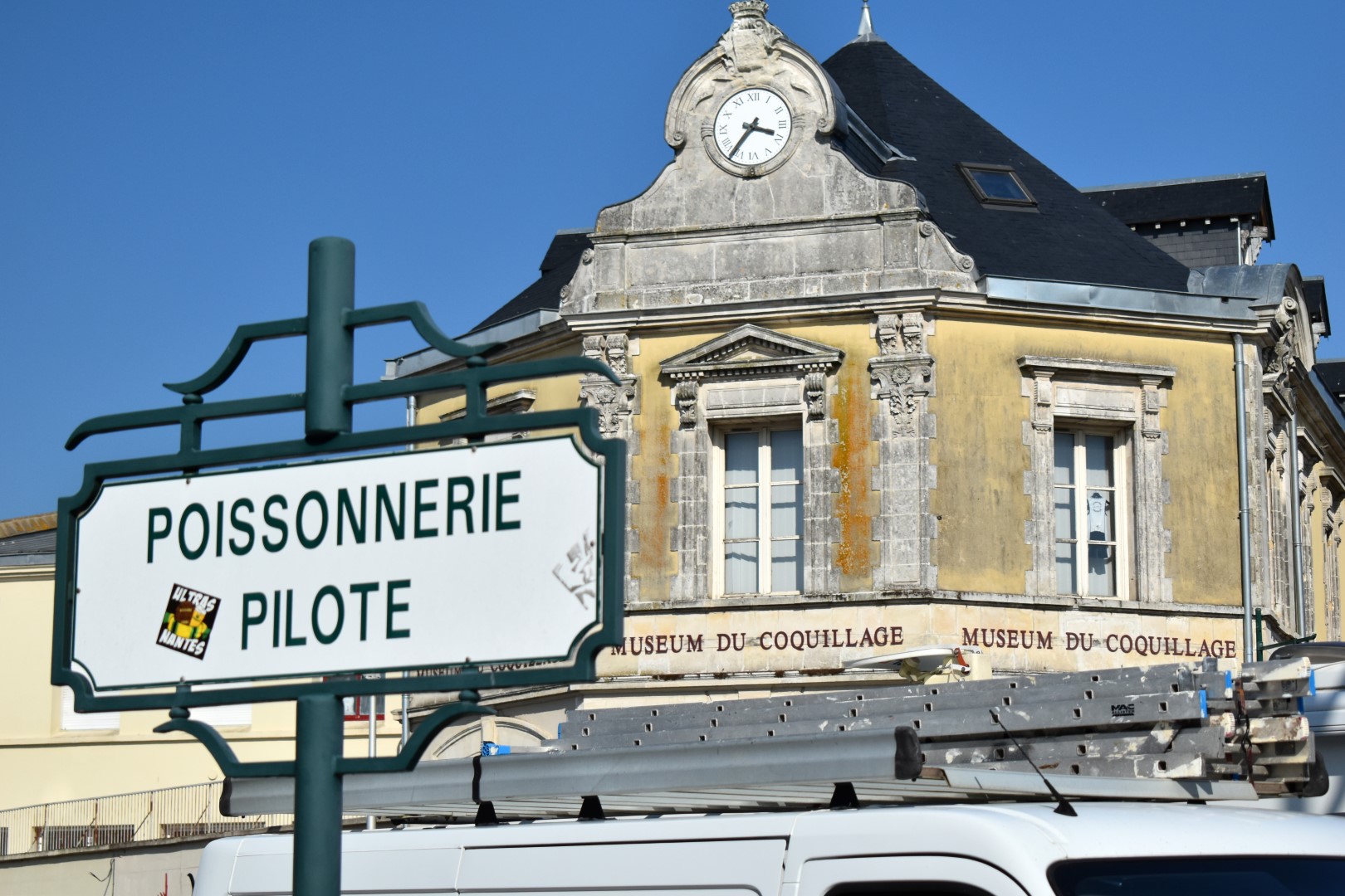Poissonnerie pilote, 1 Quai Ernest de Franqueville, Les Sables-d'Olonne