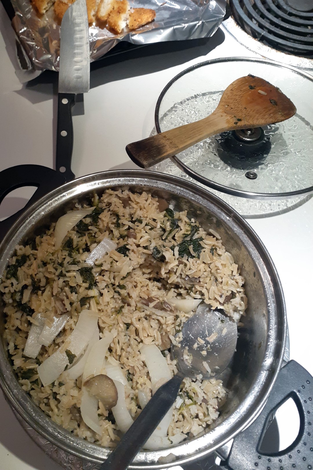 My typical twenty-minute one-pot rice with Chinese eggplant, spinach and baked fish