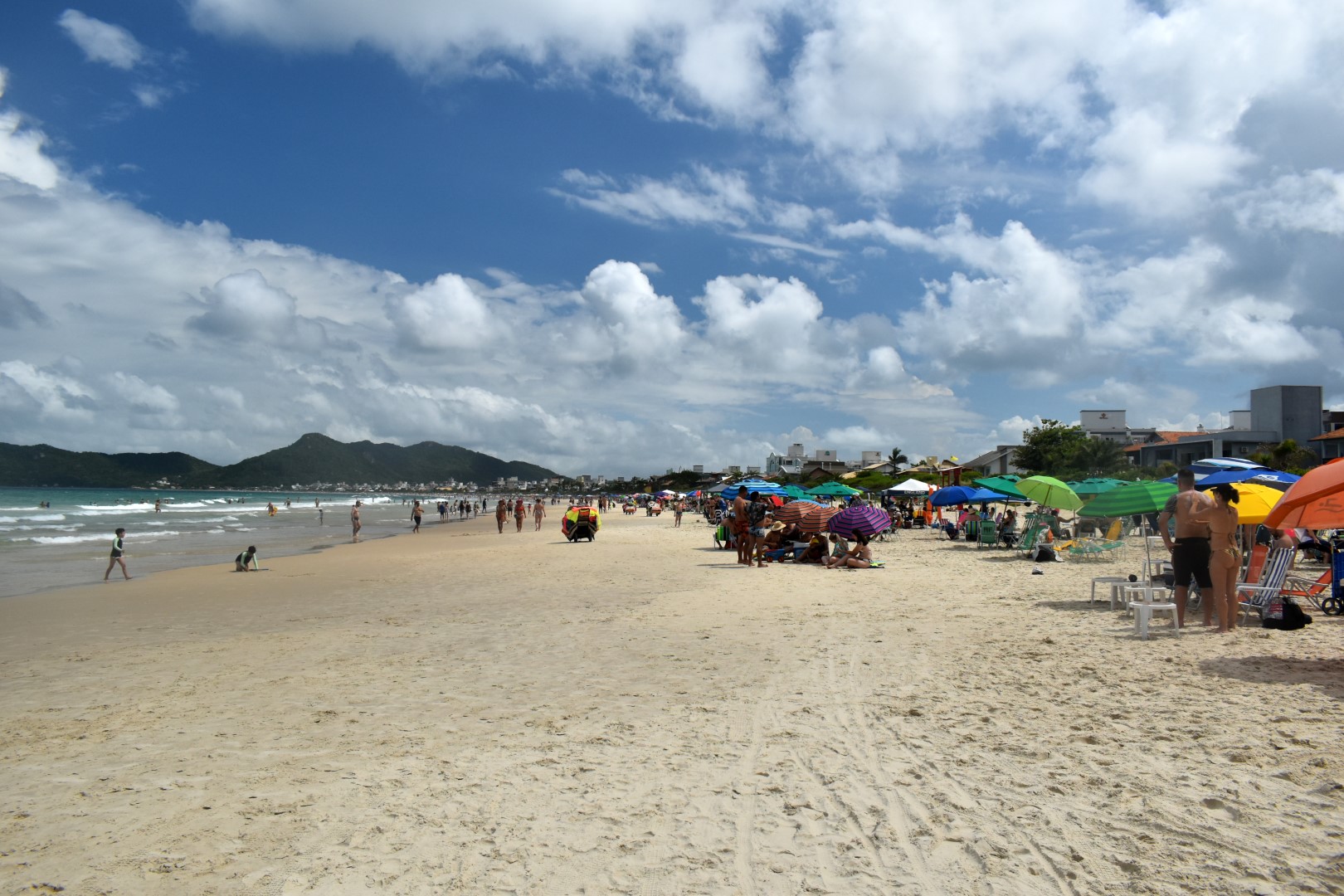 Praia do Canto Grande - Mar de Fora, Bombinhas
