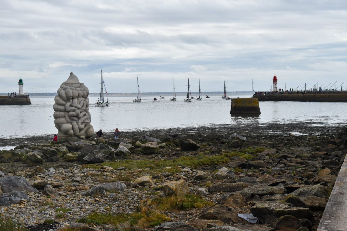 Le pied, le pullover et le système digestif, Quai de la Jetée, Saint