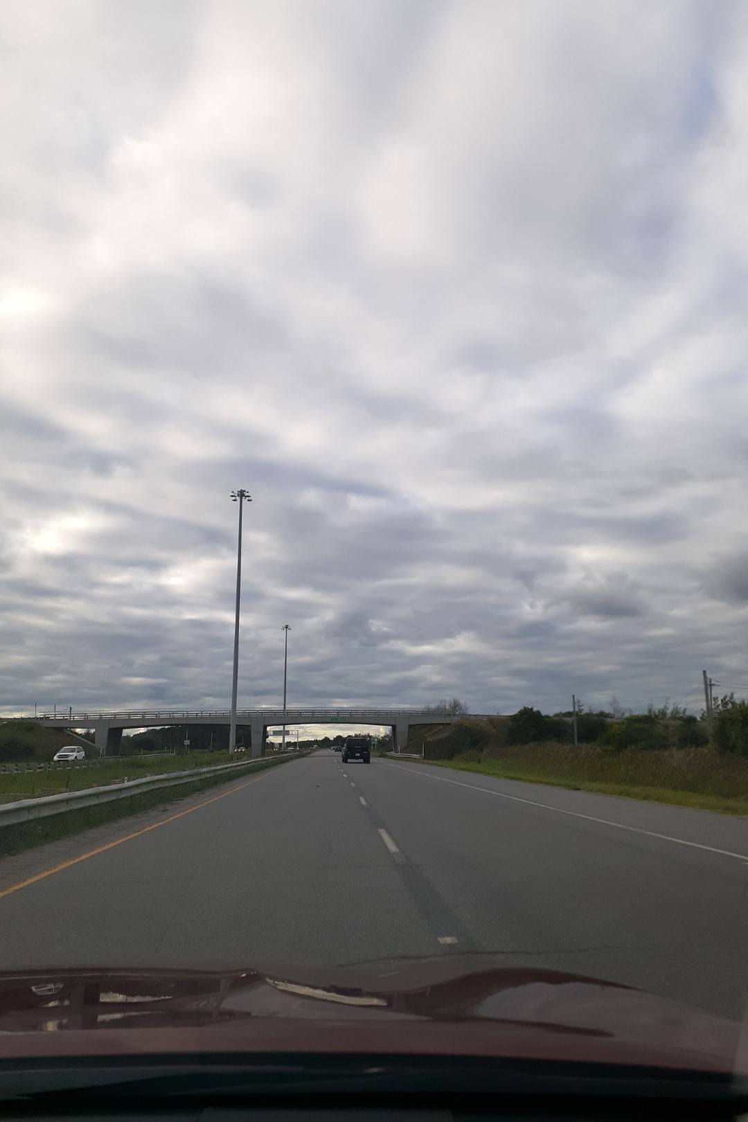 Drive from Montreal to Ottawa