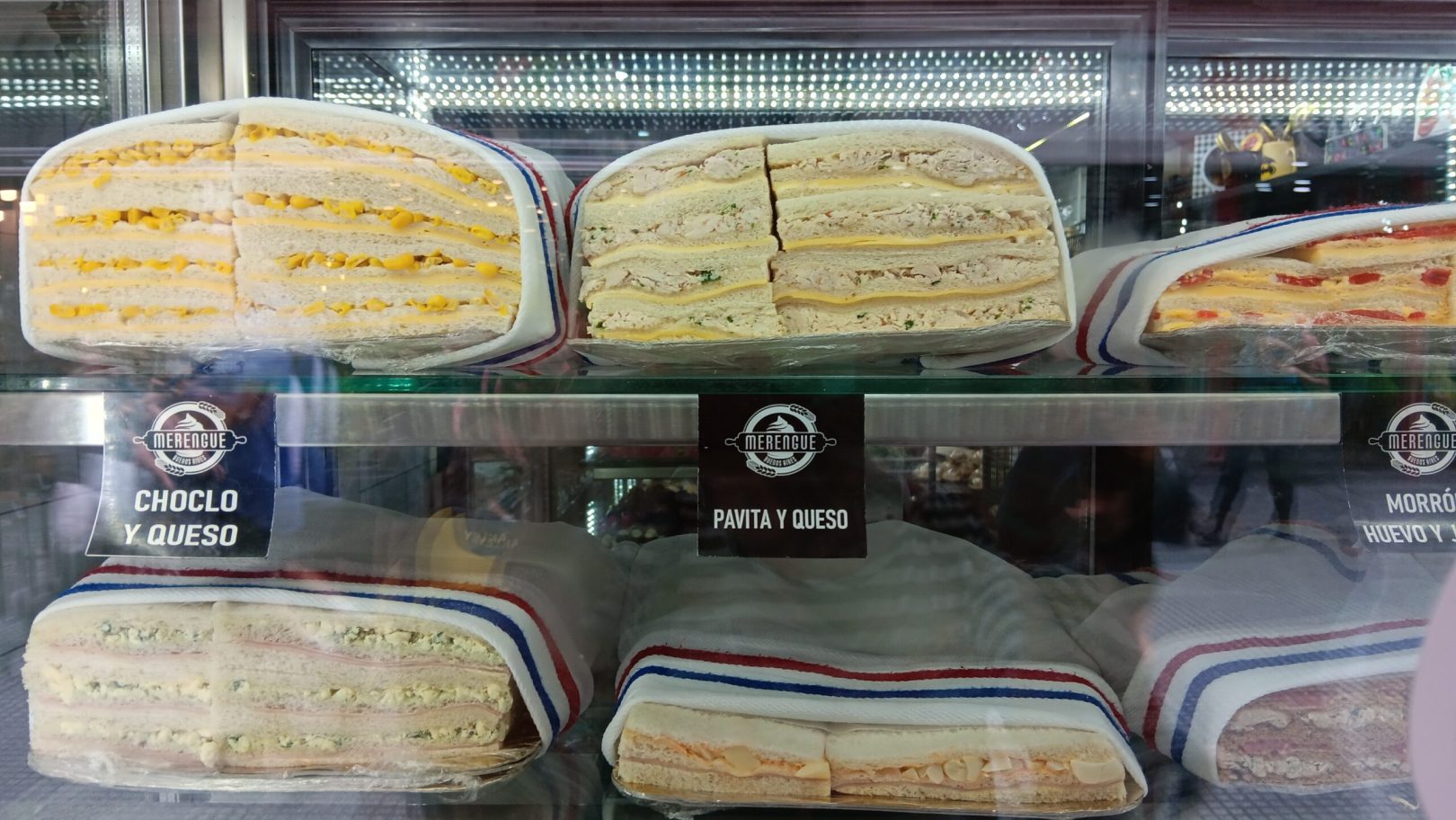 Sandwiches de miga, Lavalle 810 C1047AAR, C1047AAR CABA