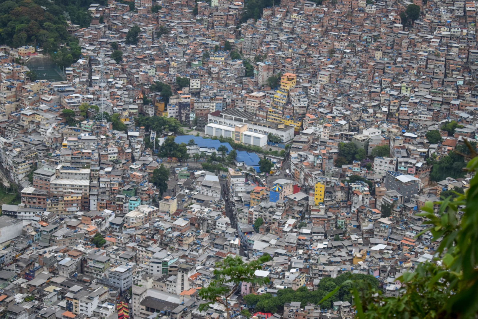 Trilha Morro Dois Irmãos. Rocinha favela
