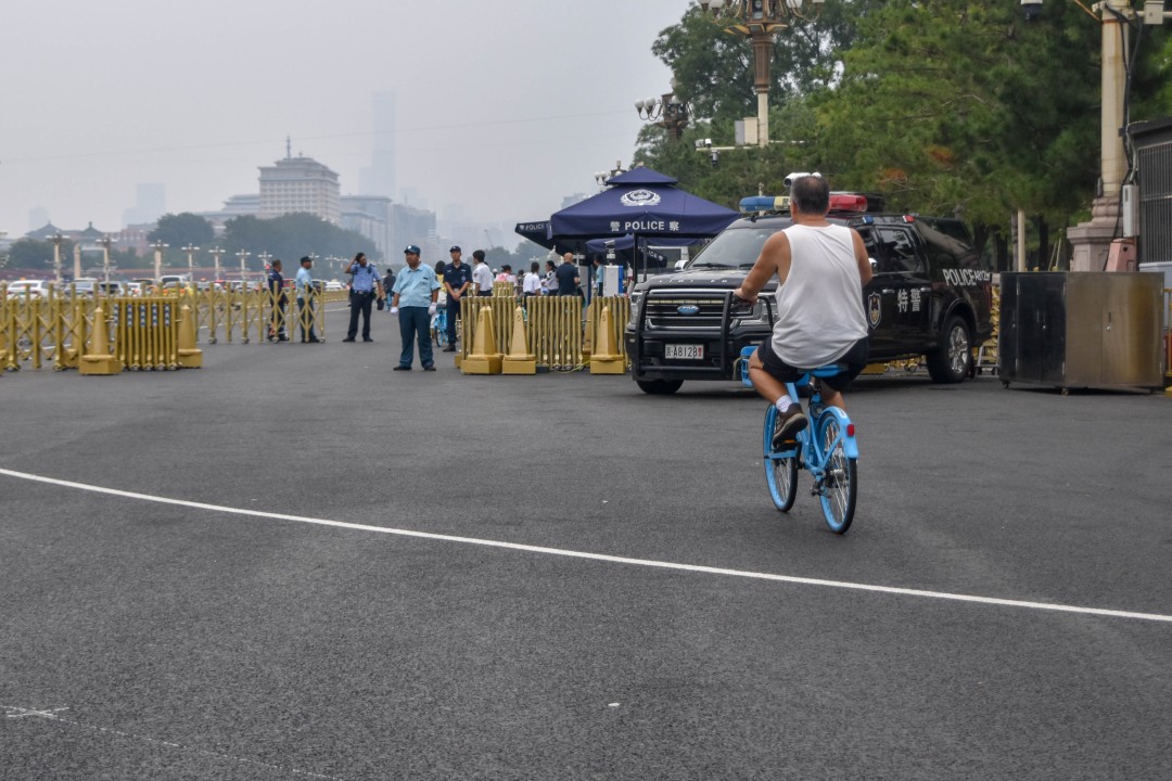 Biking around Tian An Men, on Chang An Jie