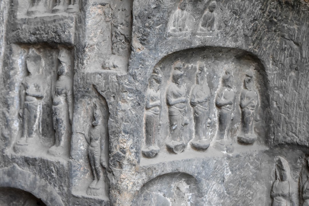 Longmen Grottoes, 龙门石窟, 13 Long Men Zhong Jie, Luolong District, Luoyang, Henan, China, 471023