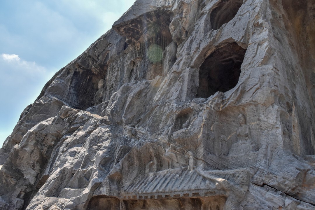 Longmen Grottoes, 龙门石窟, 13 Long Men Zhong Jie, Luolong District, Luoyang, Henan, China, 471023