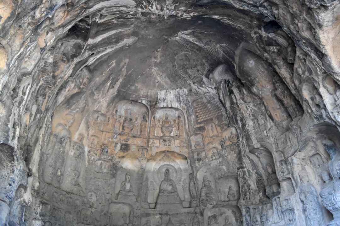 Longmen Grottoes, 龙门石窟, 13 Long Men Zhong Jie, Luolong District, Luoyang, Henan, China, 471023