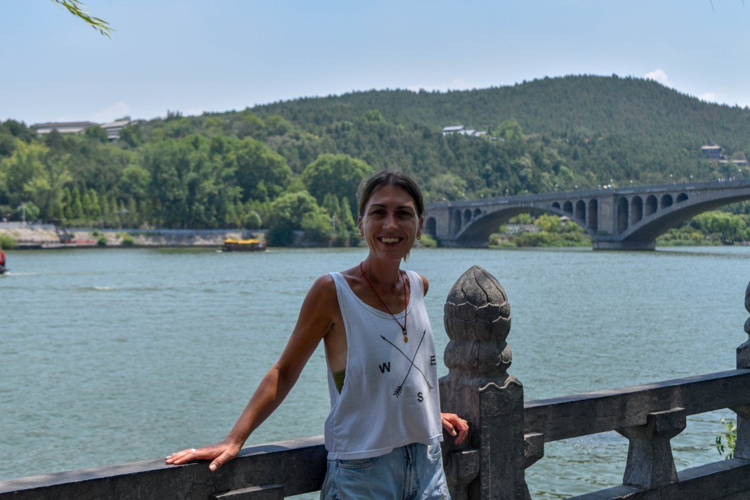 Longmen Grottoes, 龙门石窟, 13 Long Men Zhong Jie, Luolong District, Luoyang, Henan, China, 471023