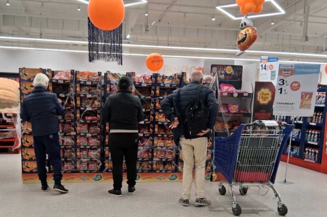 Halloween at Lerclerc, a French supermarket, 1 rue Ordronneau route de Pornic 44400, Rezé