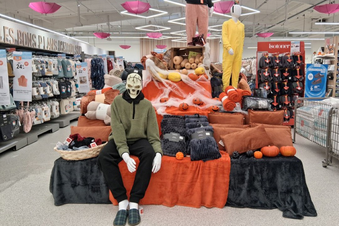 Halloween at Lerclerc, a French supermarket, 1 rue Ordronneau route de Pornic 44400, Rezé