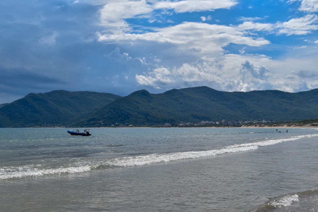 Praia do Pantano do Sul, Ilha de Santa Catarina