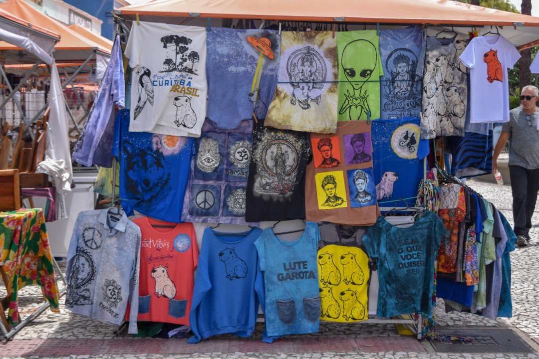Largo da Ordem, R. José Bonifácio, 33 - Centro, Curitiba - PR, 82510-070