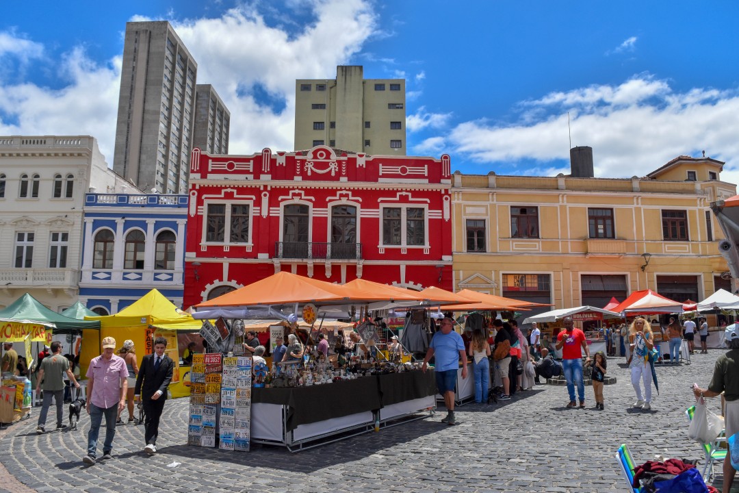 Largo da Ordem, R. José Bonifácio, 33 - Centro, Curitiba - PR, 82510-070