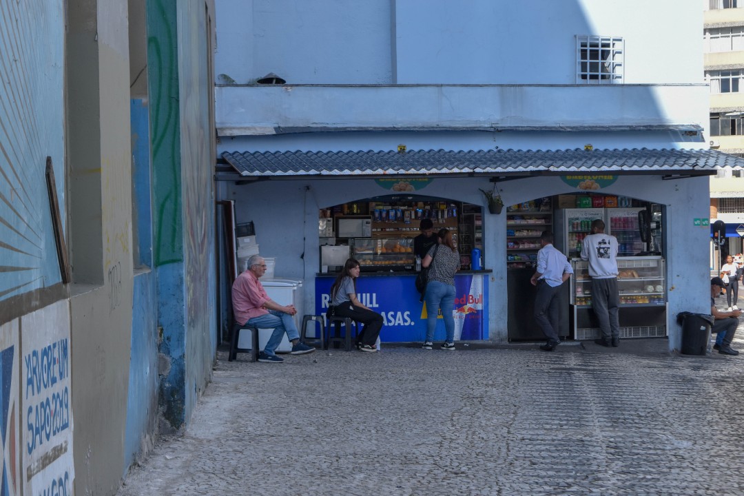 R. Barão do Serro Azul - Centro, Curitiba - PR, 80020-180