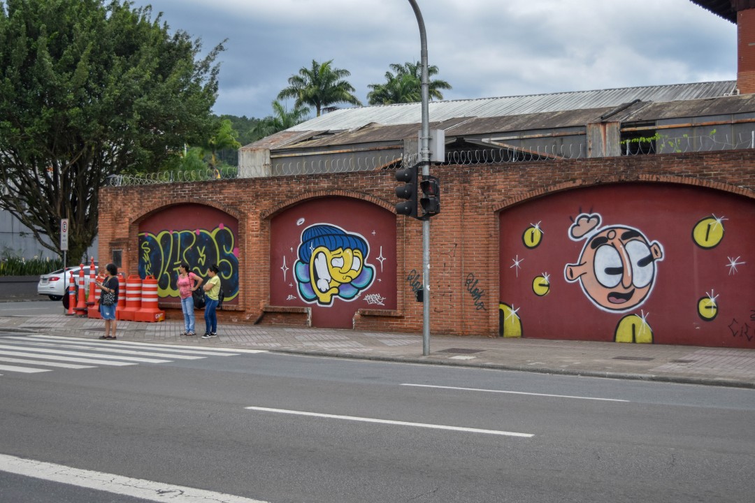 Av. Pres. Castelo Branco - Centro, Blumenau - SC, 89830-000