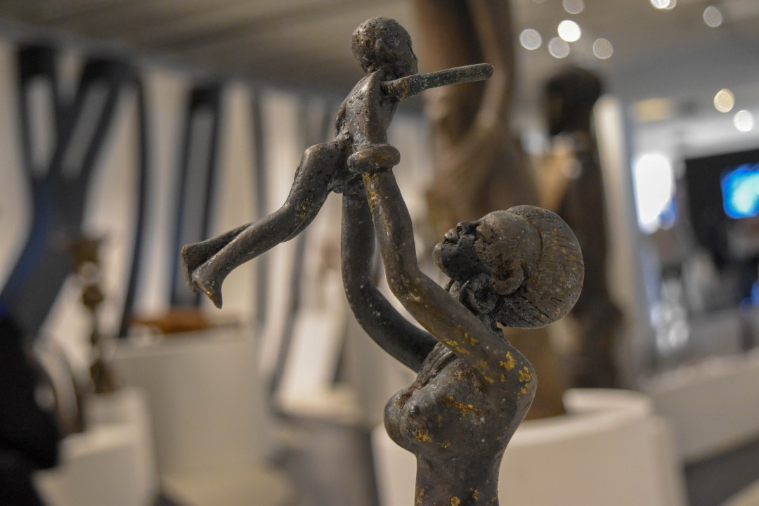 Museu Oscar Niemeyer, R. Mal. Hermes, 999 - Centro Cívico, Curitiba - PR, 80530-230