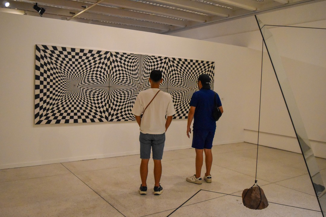 Museu Oscar Niemeyer, R. Mal. Hermes, 999 - Centro Cívico, Curitiba - PR, 80530-230