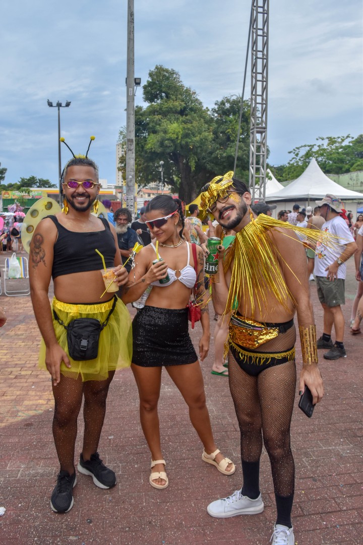 Bloco Unidos da Cachorra, DJ Thalu and Bloco Luxo da Aldeia, Benfica – Praça da Gentilândia, Av. Treze de Maio, S/N - Benfica, Fortaleza - CE, 60040-215