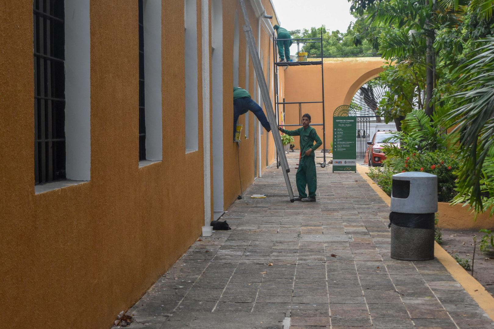 Centro de Turismo do Ceará (Emcetur), R. Sen. Pompeu, 350 - Centro, Fortaleza - CE, 60025-000