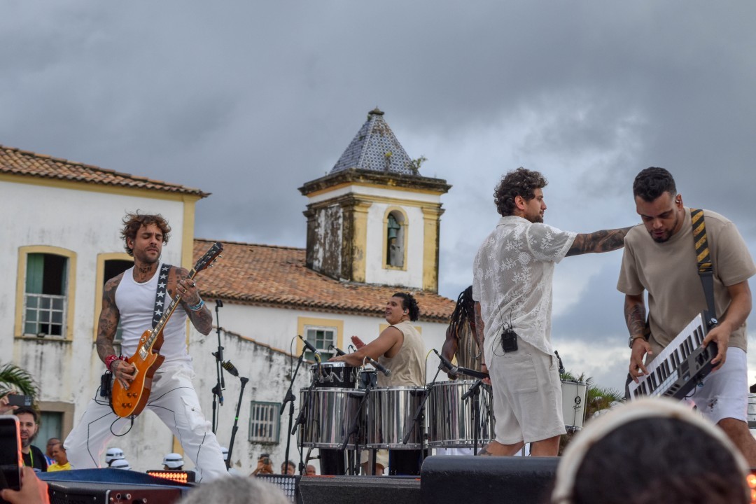Show “Vamos Ver o Pôr do Sol”, Banda Jammil, Ponta do Humaitá, R. da Boa Viagem, 56 - Monte Serrat, Salvador - BA, 40301-155