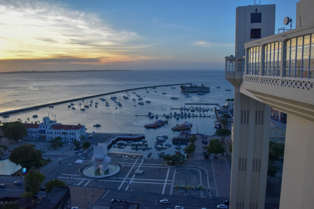 Elevador Lacerda, Praça Tomé de Souza, S/N - Centro, Salvador - BA, 40020-000