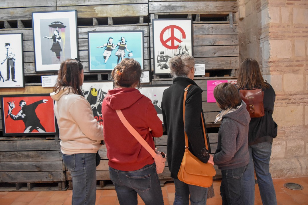 Exposition Banksy, Collégiale Saint-Martin, 23 Rue Saint-Martin, 49000 Angers