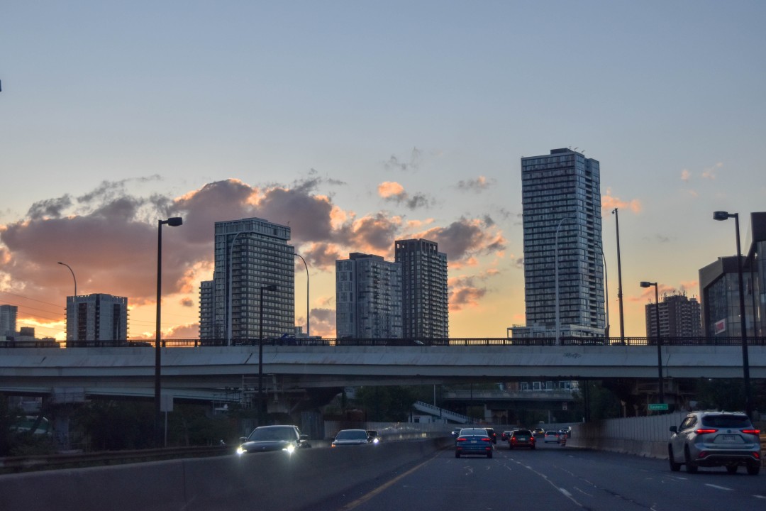 Frederick G. Gardiner Expy, Toronto