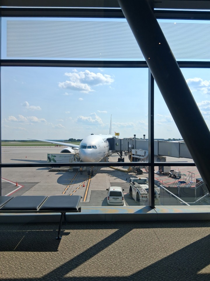 Ottawa International Airport, 1000 Airport Parkway Private, Ottawa, ON K1V 9B4, Canada