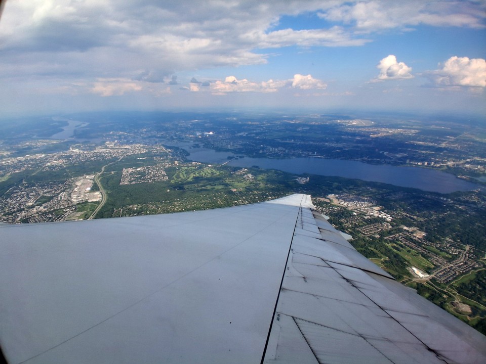 AF327 YOW to CDG