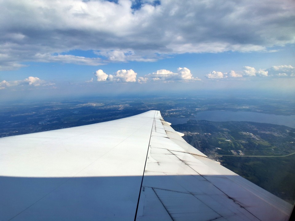 AF327 YOW to CDG