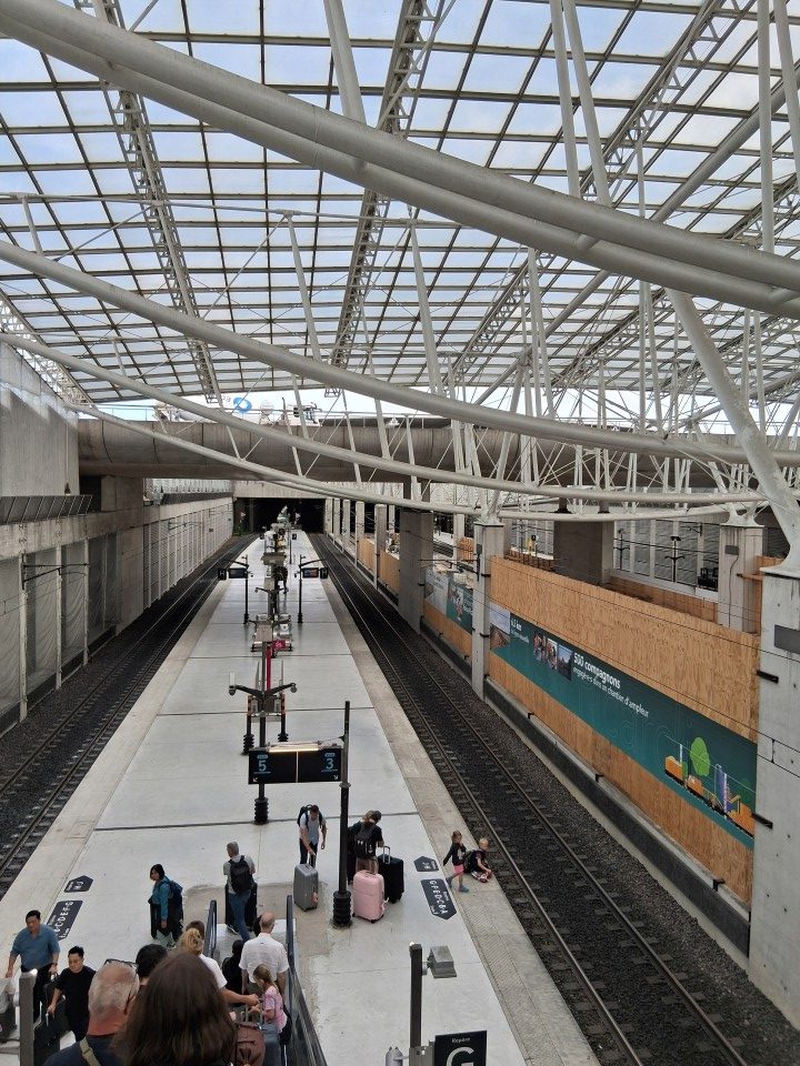 Aéroport de Paris-Charles de Gaulle, Gare SNCF