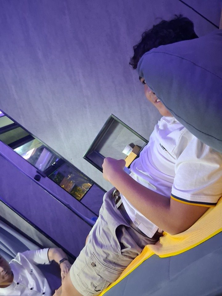 Late-night massage, Gongti north road, Chaoyang district, Beijing