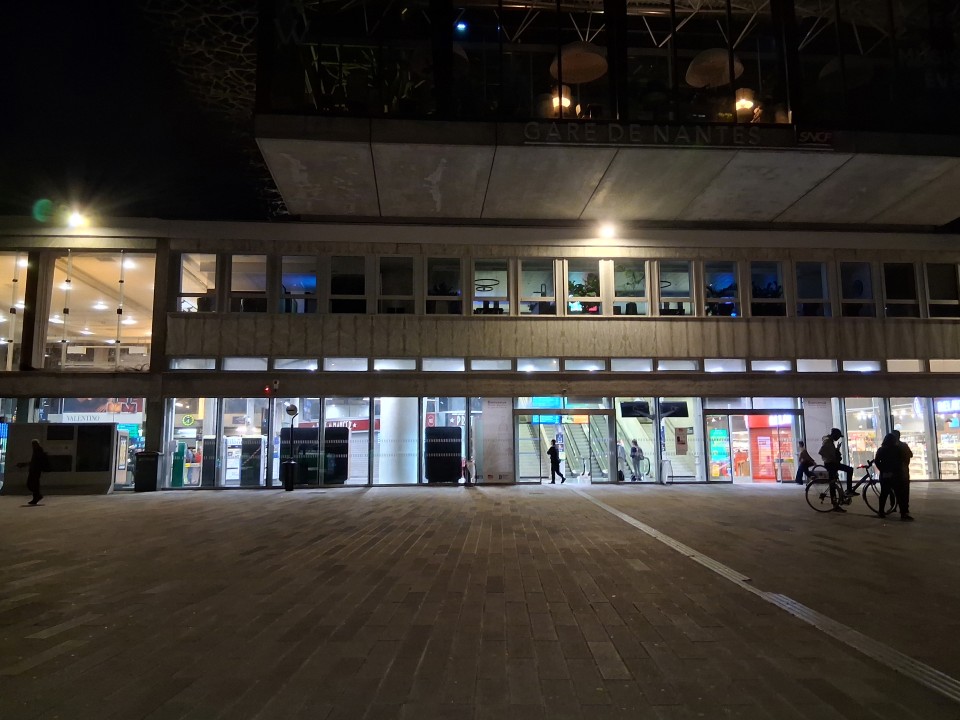 Nantes railway station (Gare de Nantes), North entrance, 27 boulevard de Stalingrad, 44000 Nantes, France