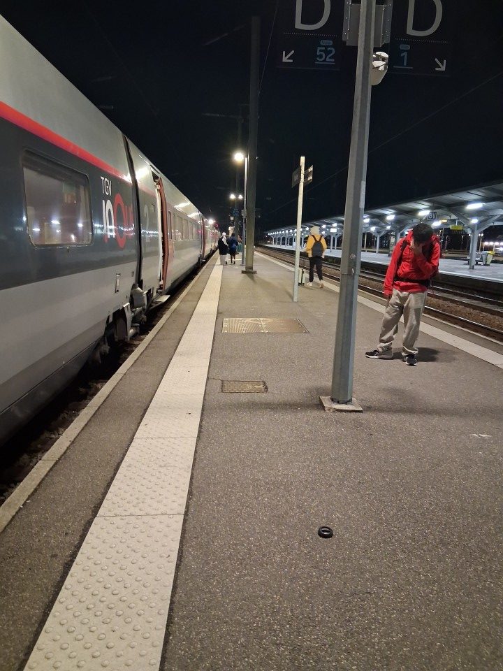 Platform 52, Nantes railway station (Gare de Nantes), 27 boulevard de Stalingrad, 44000 Nantes, France