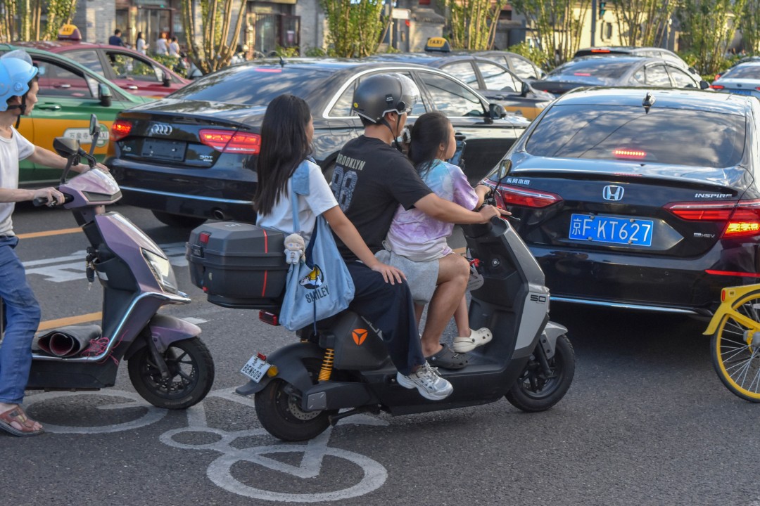 Di’anmen East Street (地安门东大街), Dongcheng District, Beijing, China