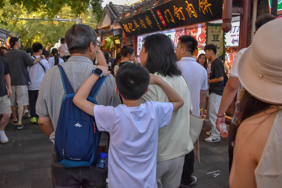 Nanluoguxiang (南锣鼓巷), Dongcheng District, Beijing, China