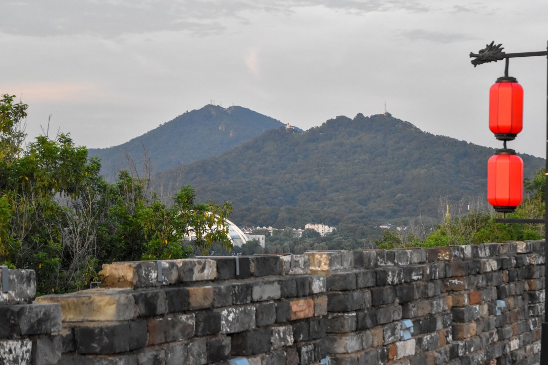 Nanjing City Wall (南京城墙, Nánjīng Chéngqiáng) — Nanjing, Jiangsu, China.
