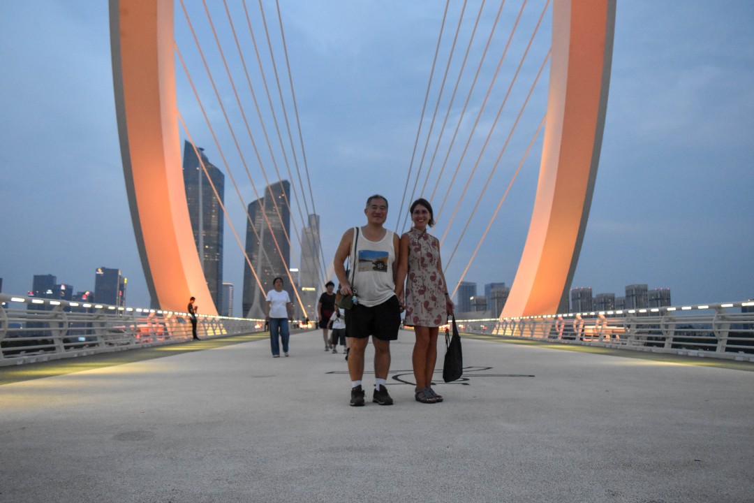 Last night in Nanjing, Pedestrian Eye Bridge (眼步桥, Yǎnbù Qiáo) — Nanjing, Jiangsu, China.