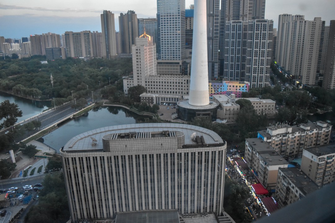 View from the apartment, Youth Park (青年公园, Qīngnián Gōngyuán), Shenhe District, Shenyang, Liaoning, China.