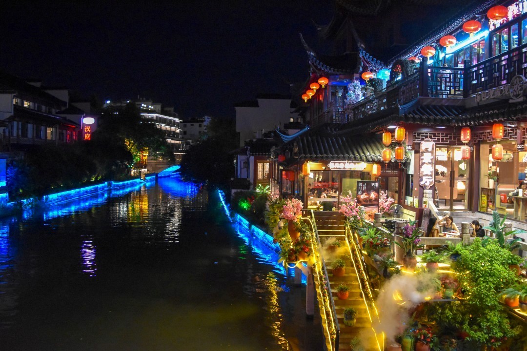 Fuzimiao (南京夫子庙, Nánjīng Fūzǐmiào) — Qinhuai District, Nanjing, Jiangsu, China.