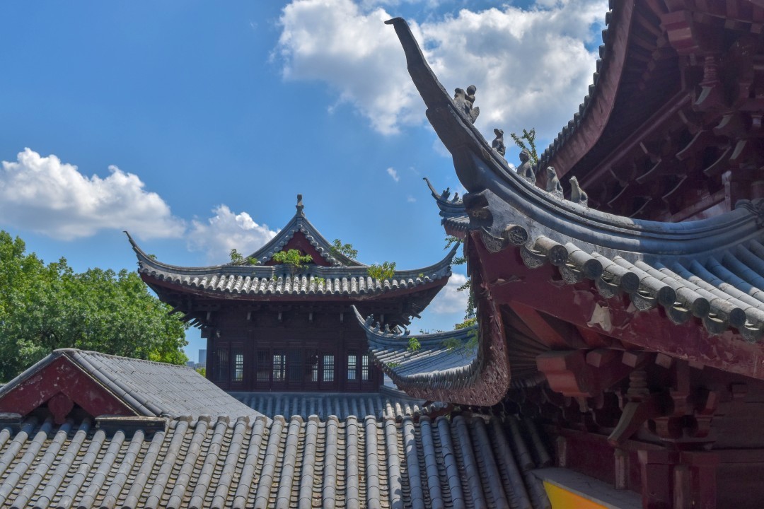 Jiming Temple (鸡鸣寺, Jīmíng Sì) — Xuanwu District, Nanjing, Jiangsu, China.
